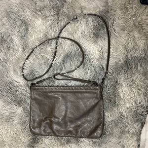 Rough & Tumble leather crossbody! In perfect condition 🩷